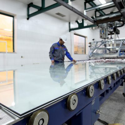 شرکت استخراج و فرآوری مواد اولیه شیشه